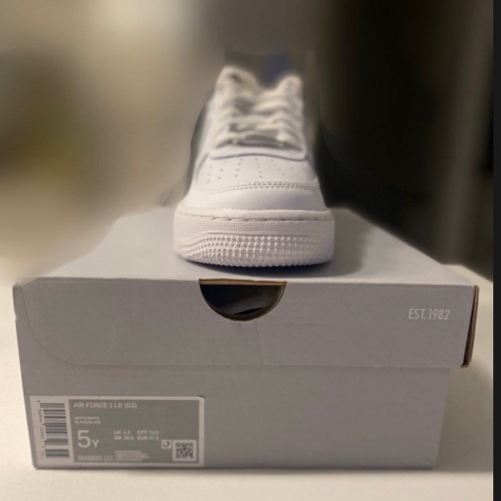 Nike Air Force 1 LE (GS) 5Y